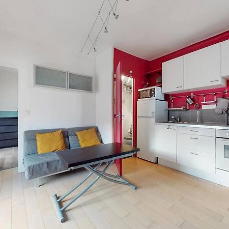 2 Pieces Lumineux & Calme Appartement Parijs Buitenkant foto